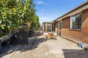 16A Glenbyre Place, Bromley