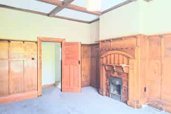 b/64 Hazel Avenue, Caversham