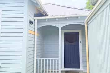 b/64 Hazel Avenue, Caversham