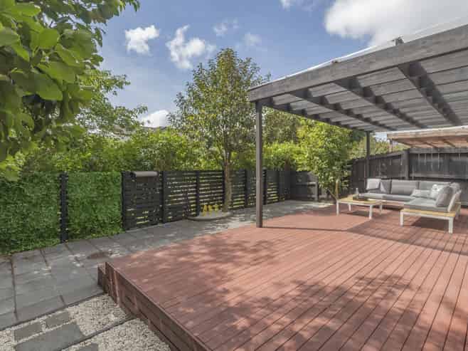 14 Windfola Parkway, Takanini