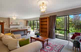 12 Papawai Grove, WAIKANAE