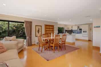 12 Papawai Grove, WAIKANAE