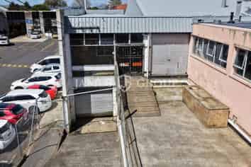 Cost-effective Split-Level Industrial Workshop