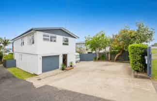 1/302 Sunset Road, Windsor Park