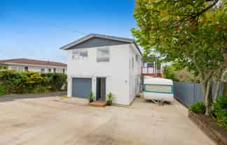 1/302 Sunset Road, Windsor Park