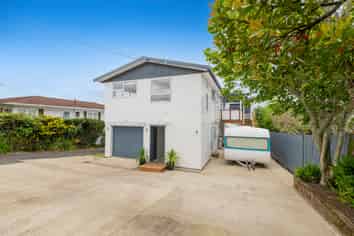 1/302 Sunset Road, Windsor Park
