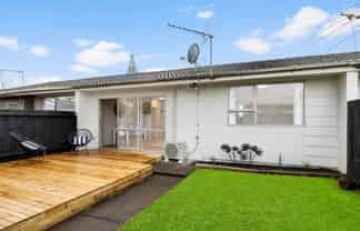 4/59 Puhinui Road, Manukau