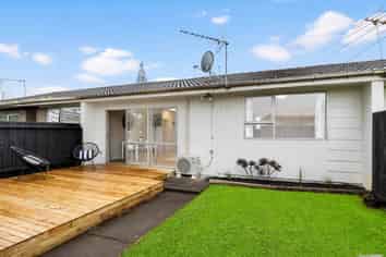 4/59 Puhinui Road, Manukau