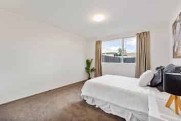 4/59 Puhinui Road, Manukau