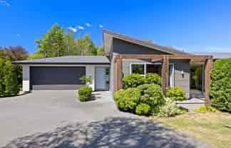 14 Redwood Place, Saint Albans