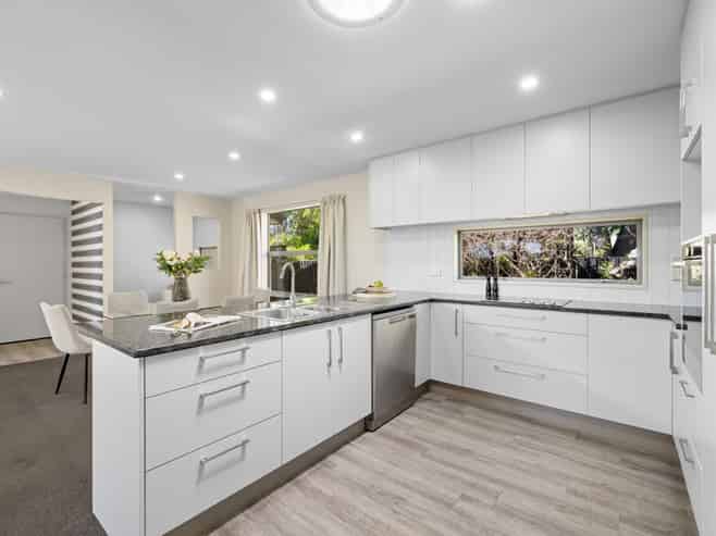 14 Redwood Place, Saint Albans