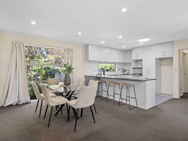 14 Redwood Place, Saint Albans