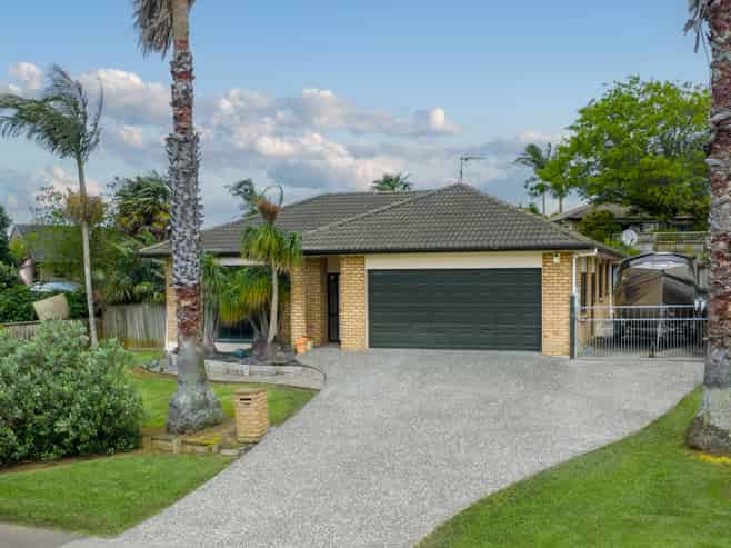 20 Jadewynn Drive, Massey