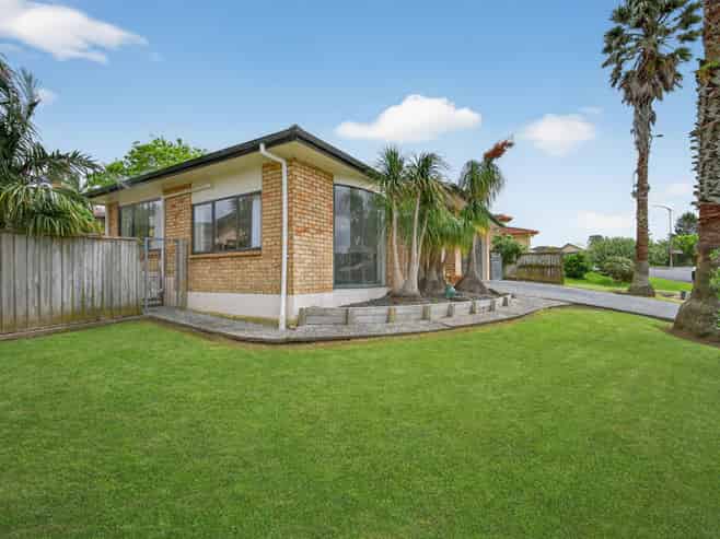20 Jadewynn Drive, Massey