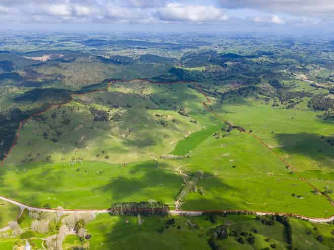 210 Ararua Road, Waiotira