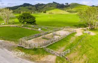 210 Ararua Road, Waiotira