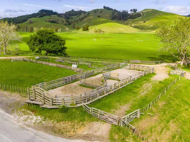 210 Ararua Road, Waiotira