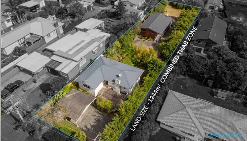 1&2/40 Savoy Road, Glen Eden