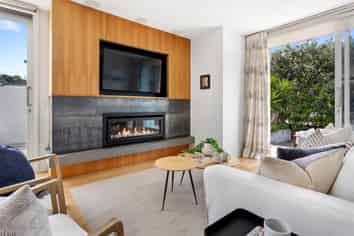 2/24 Marriner Street, Sumner