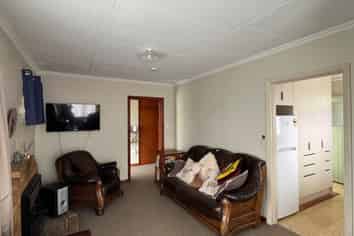 24 Grey Street, Shannon