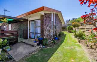 2/29 Trentham Road, Papakura