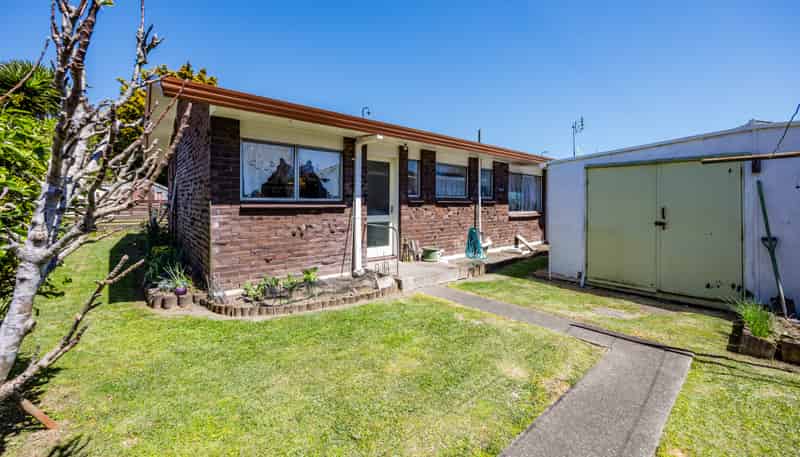 2/29 Trentham Road, Papakura