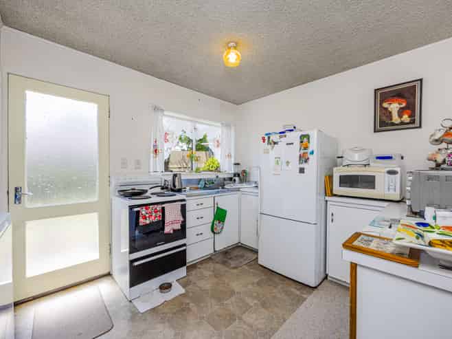 2/29 Trentham Road, Papakura