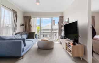 3/33 Curran Street, Herne Bay