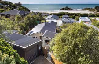 17 Seaview Road, BRIGHTON