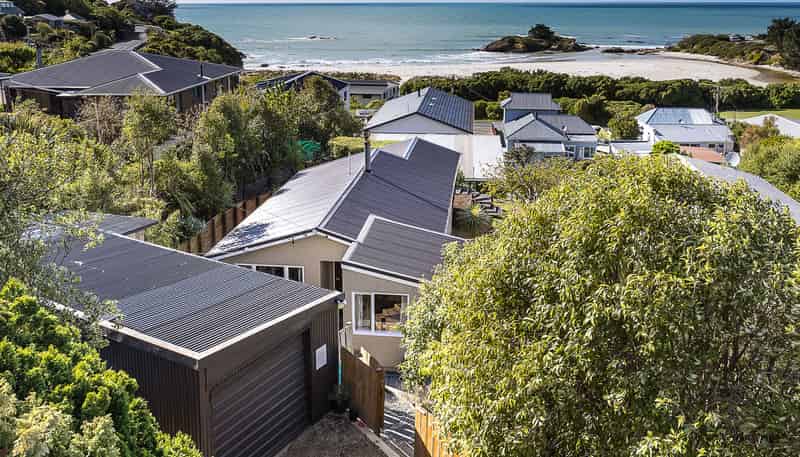 17 Seaview Road, BRIGHTON