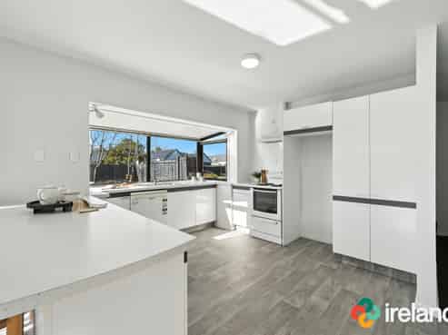 4 Colchester Place, Templeton