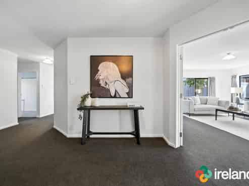 4 Colchester Place, Templeton