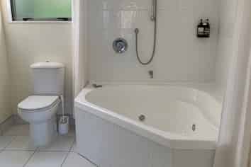 11/87 Golf Road, Tahunanui