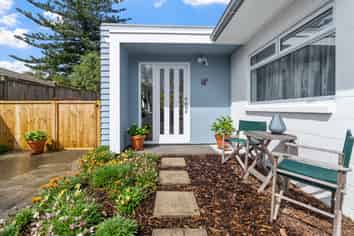 64b Muir Ave, Mangere Bridge