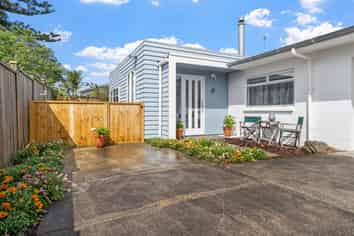 64b Muir Ave, Mangere Bridge