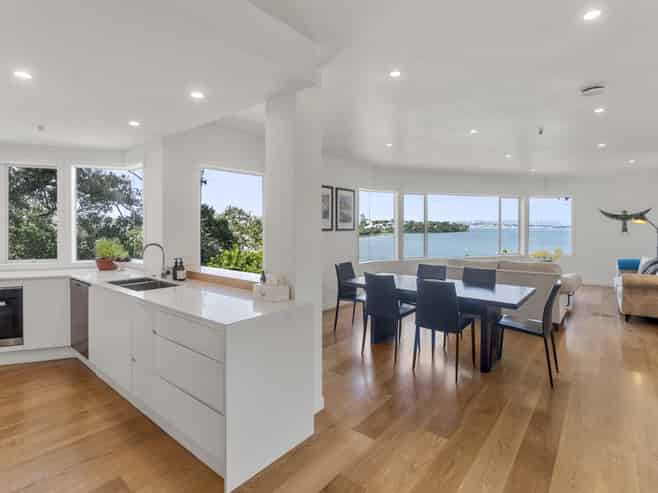 83 Ngataringa Road, Devonport