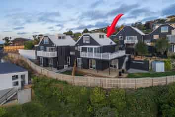 144B Soleares Avenue, Mount Pleasant