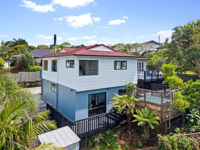 94 Sartors Avenue, Browns Bay