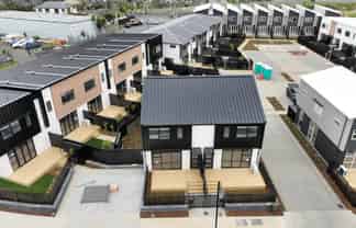 4 Yozin Road, Swanson