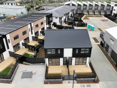 4 Yozin Road, Swanson