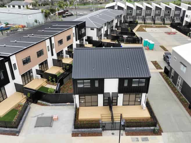 4 Yozin Road, Swanson