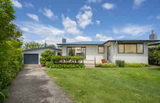 10 Seaforth Grove, Greerton