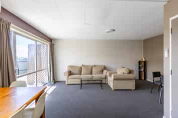 6/8 Lee Road, Taradale