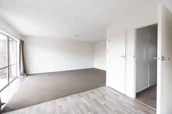 6/8 Lee Road, Taradale