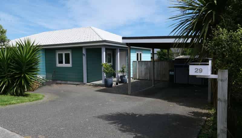 29 Awatea Av, Paraparaumu