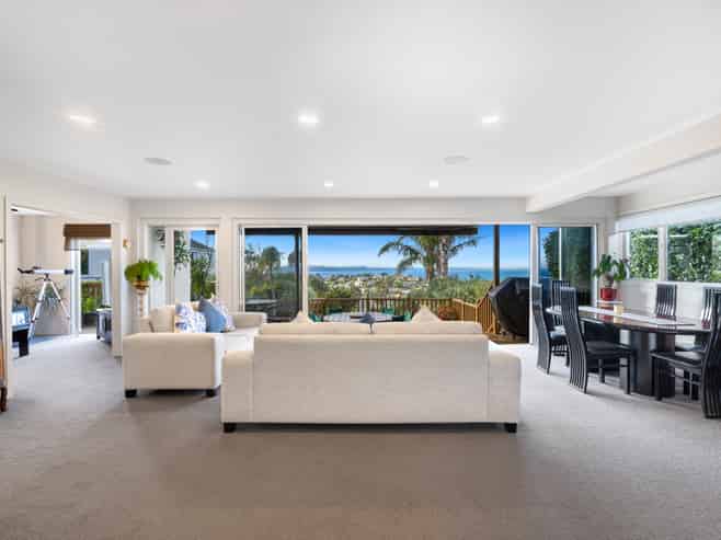 20 Totara Road, Stanmore Bay