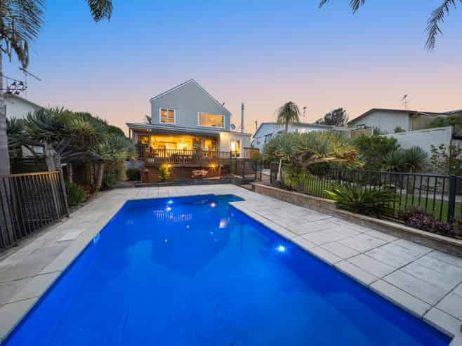 20 Totara Road, Stanmore Bay