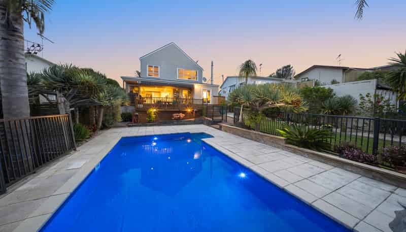 20 Totara Road, Stanmore Bay