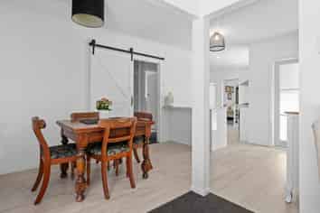 4 Sutton Crescent, Hillcrest