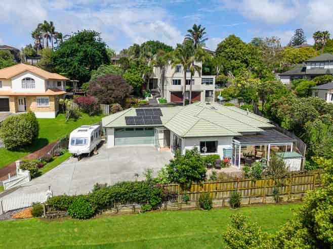 16 Sherwood Grove, Northcross